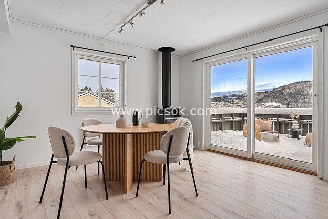 Nordic-Style Home Dining Room with Snow Mountain View Interior Design