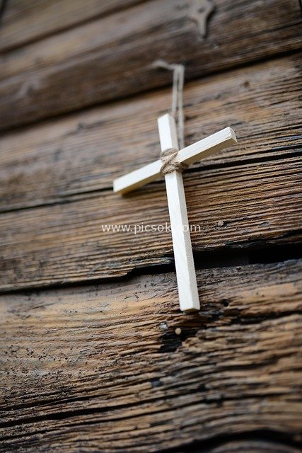 Handcrafted Wooden Cross: Christian Faith Symbol Material