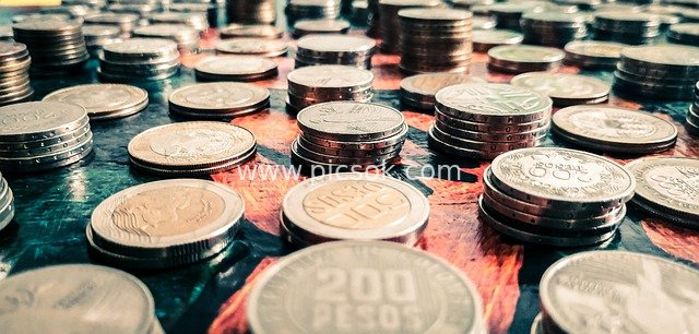 Stack of Colombian Peso Coins: Close-Up Financial and Economic Currency Material