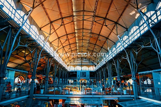 Modern Market Hall Architecture & Shopping Scene HDR Photography Material