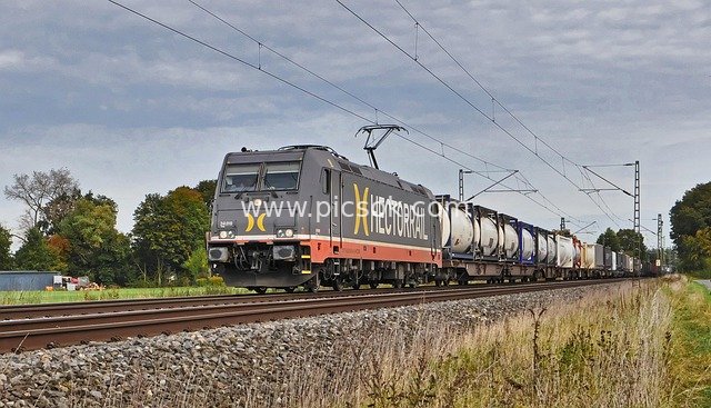 Hectorrail Traxx Locomotive Hauling Freight Train on Münsterland Main Line