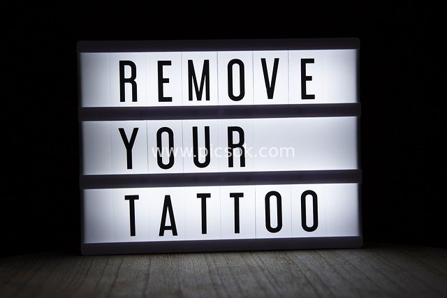 Light Box Text Prompt for Tattoo Removal – Creative Black-and-White Contrast Design