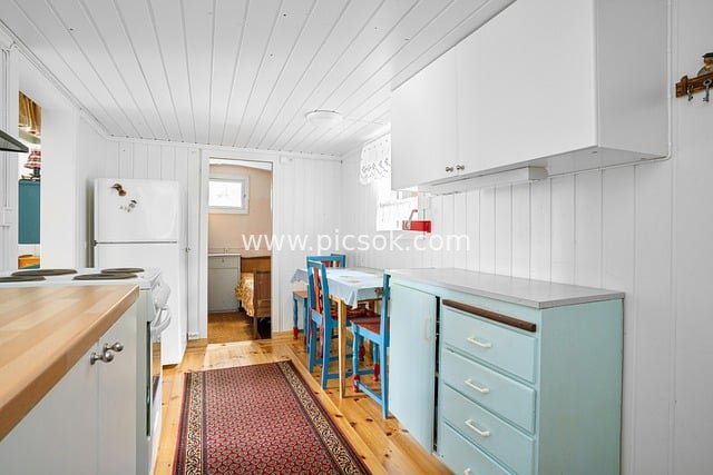 Fresh Minimalist White Wooden Kitchen-Dining Room Renovation Renderings