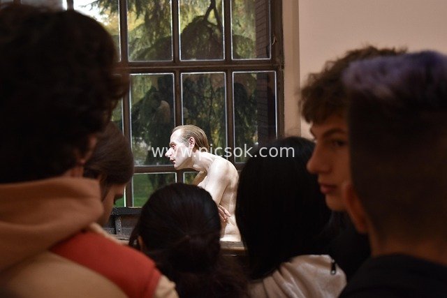 Hyperrealistic Art Installation at Milan Triennale Captivates Visitors