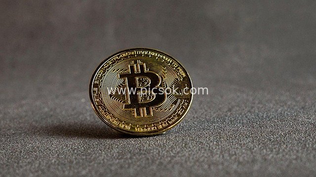 Gold Physical Bitcoin: Symbol of Cryptocurrency and Financial Investment