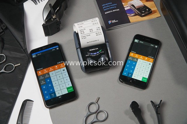 Real Photos of Mobile Payment Cashier Tools and Scenarios in Barbershops