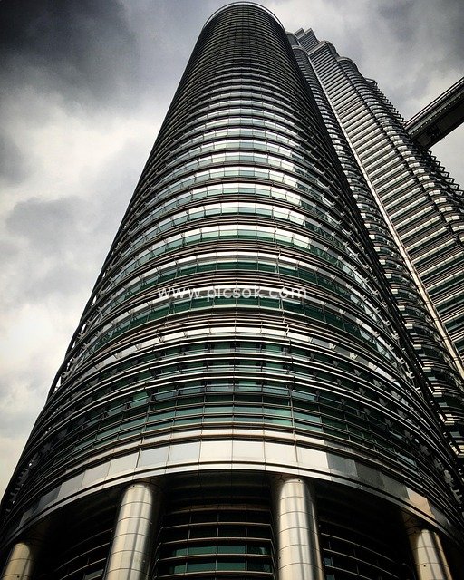 吉隆坡双子塔 现代玻璃幕墙摩天大楼城市景观