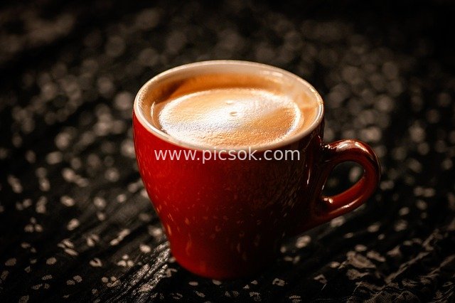 Red Cup Cappuccino – Tempting Drink with Rich Aroma
