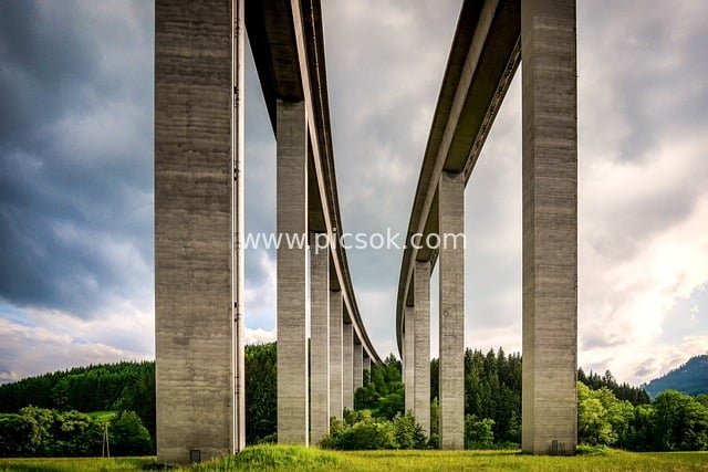 奥地利卡林西亚州A2公路高架桥景观