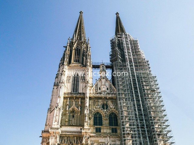 Regensburg St. Peter's Cathedral: A Historic Landmark Under Restoration
