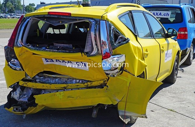 Rear-End Collision Test of Yellow Vehicle: Real Footage of Crash Damage