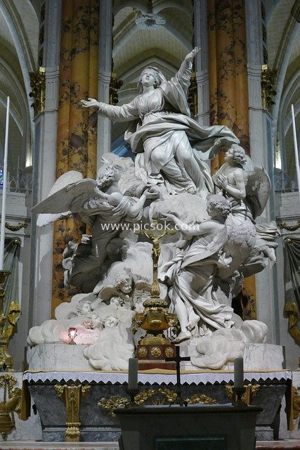 Mary’s Ascension Sculpture at Chartres Cathedral: Religious Art Altar