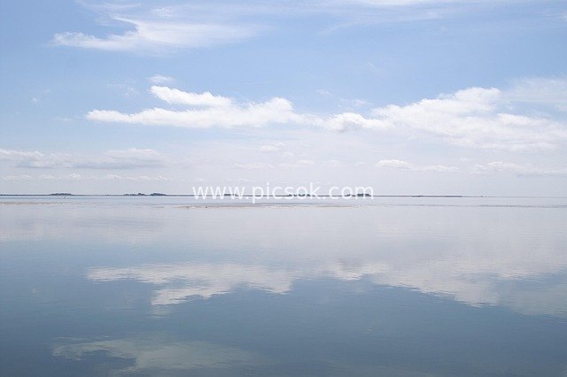 Tranquil North Sea Scenery in North Frisia: Natural Beauty of a Holiday Destination