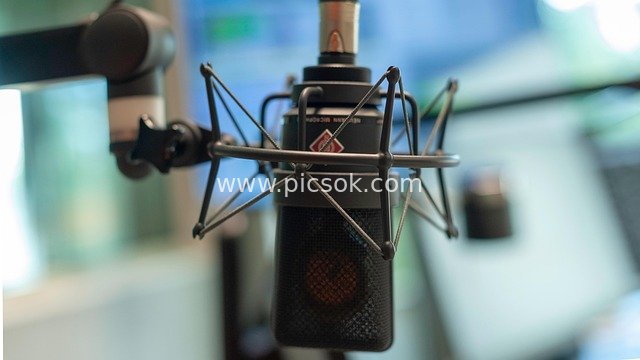 radio, microphone, music, audition, programme, journalist, radio station, broadcasting, recording, broadcast, podcast, audio