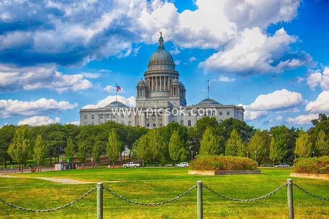 Rhode Island State House: Landmark Scenery in Providence