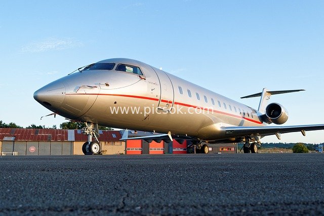 Actual Photo of Challenger 850 Private Jet at Airport