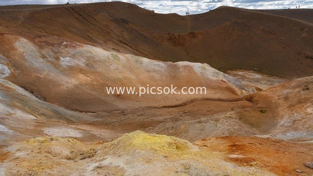 冰岛硫磺火山地貌 熔岩荒野自然奇景