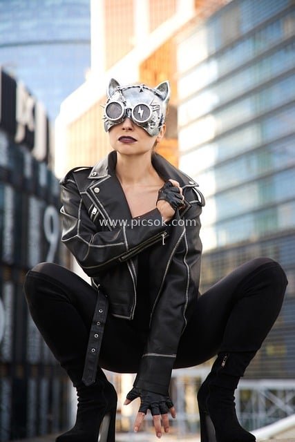 Catwoman Post-Apocalyptic Cosplay: Villainous Look on Urban Streets