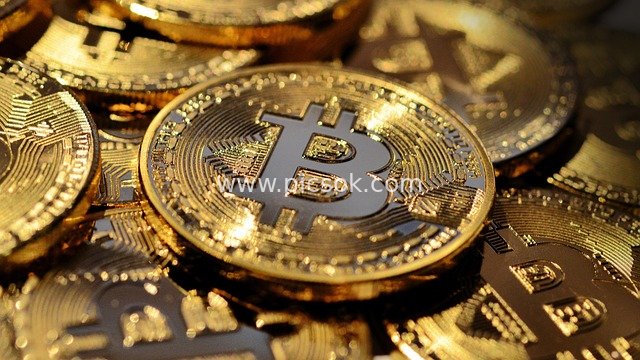 Close-up of Physical Bitcoin Coins in a Cryptocurrency Financial Investment Scene