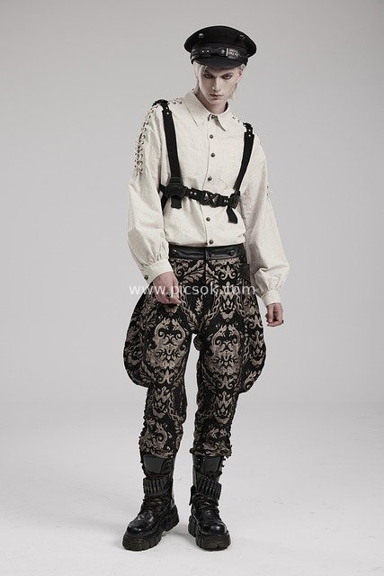 Dark Gothic-Punk Outfit & Steampunk Fashion Look