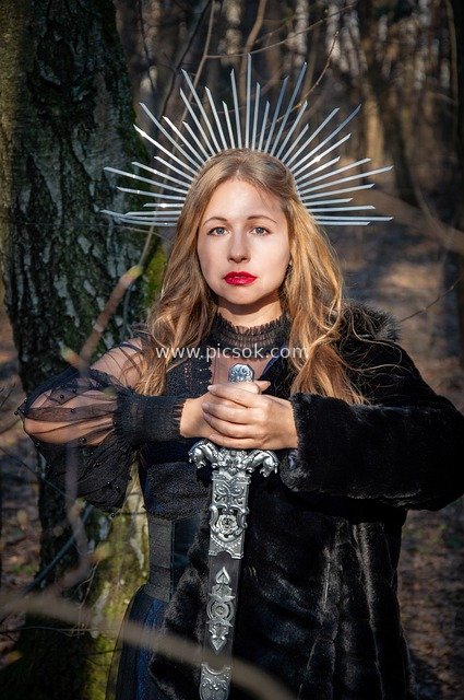Fantasy Medieval Queen Warrior Cosplay Look in the Forest