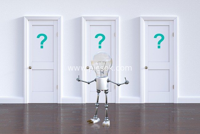 Three Question Mark Doors and Light Bulb Robot: A Creative Scene of Choice and Decision-Making