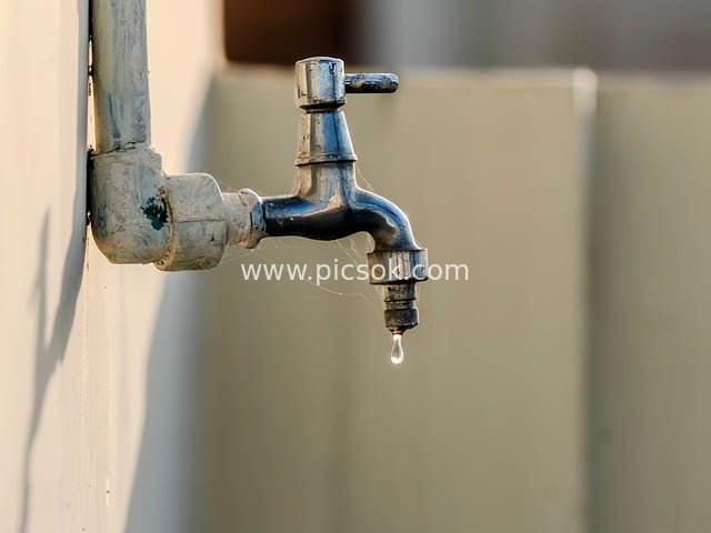 Leaking Old Faucet – Material for Water Conservation and Plumbing Maintenance