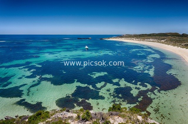 Rottnest Island Bay: Crystal-Clear Coastal Natural Landscape of Western Australia