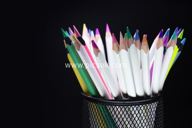 多彩彩色铅笔创意绘画工具素材