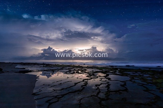 印尼西爪哇印度洋夜海滩 雷雨云星空梦幻景观