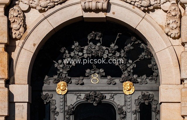 复古华丽拱形门 金色装饰铁艺入户门