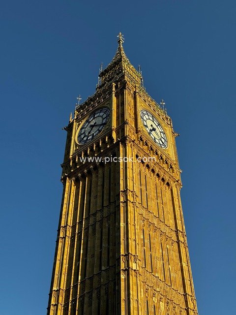 Big Ben Clock Tower in London - Iconic British Architectural Landmark