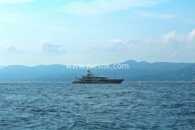 Luxury Yacht on the French Riviera: Mediterranean Cruise Scene