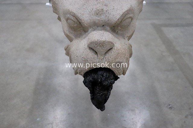 Chimera Monster Sculpture: Artwork at Paris' Palais de Tokyo Exhibition