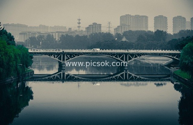 Landscape of a River Bridge in a Chinese City: Harmony Between Nature and Modern Architecture
